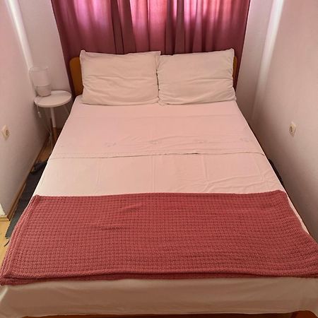 Apartmani Dekovic Primosten Exterior photo