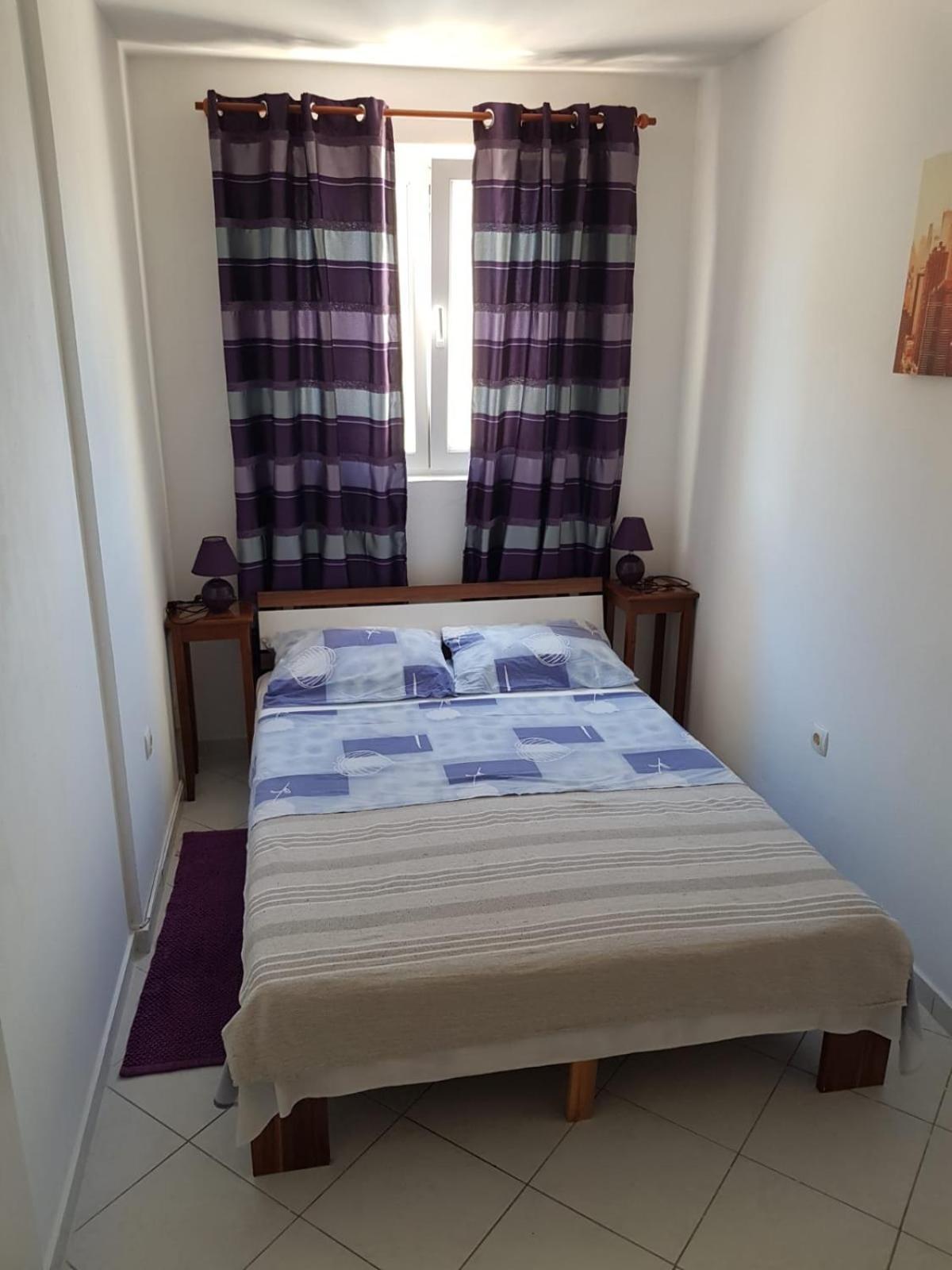 Apartmani Dekovic Primosten Exterior photo